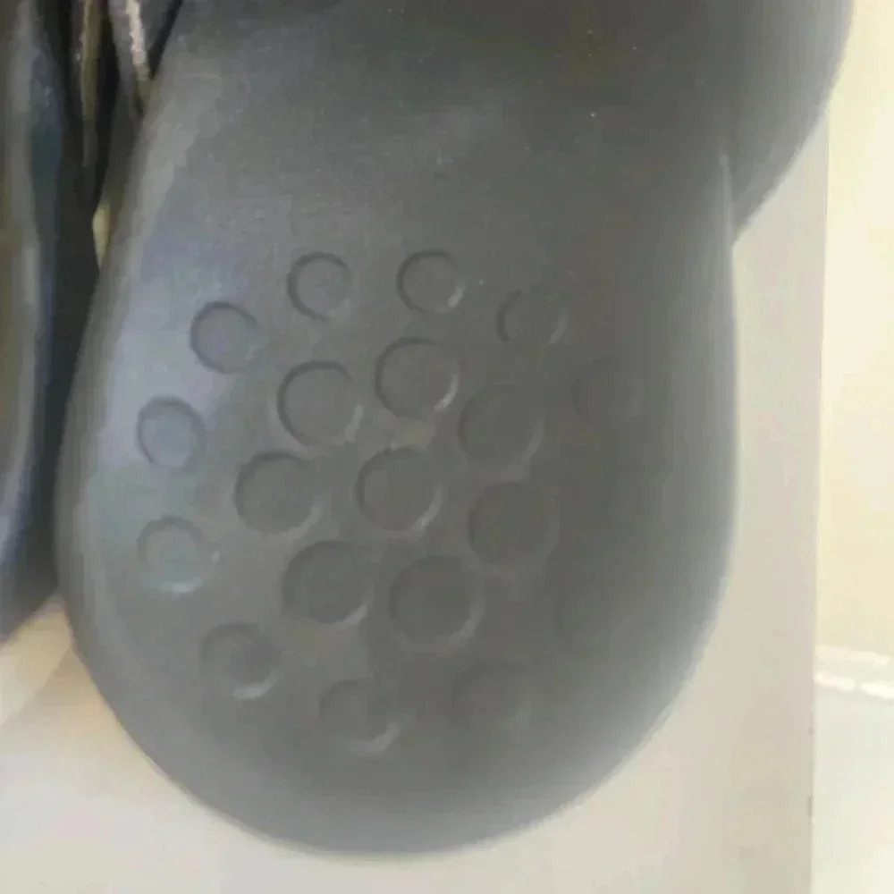 Vionic Sarah Orthotic Supportive
Slide Sandals black color in good condition - Picture 9 of 14